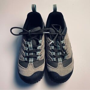 MERRILL Chameleon 7 Limit Hiker Shoe 6 Olive Low Top Boot Outdoorsy Gorpcore